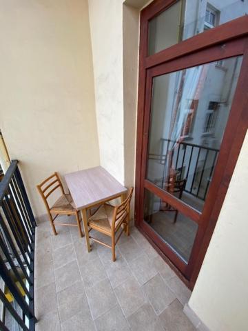 Vitkova With Balcony Apartmán